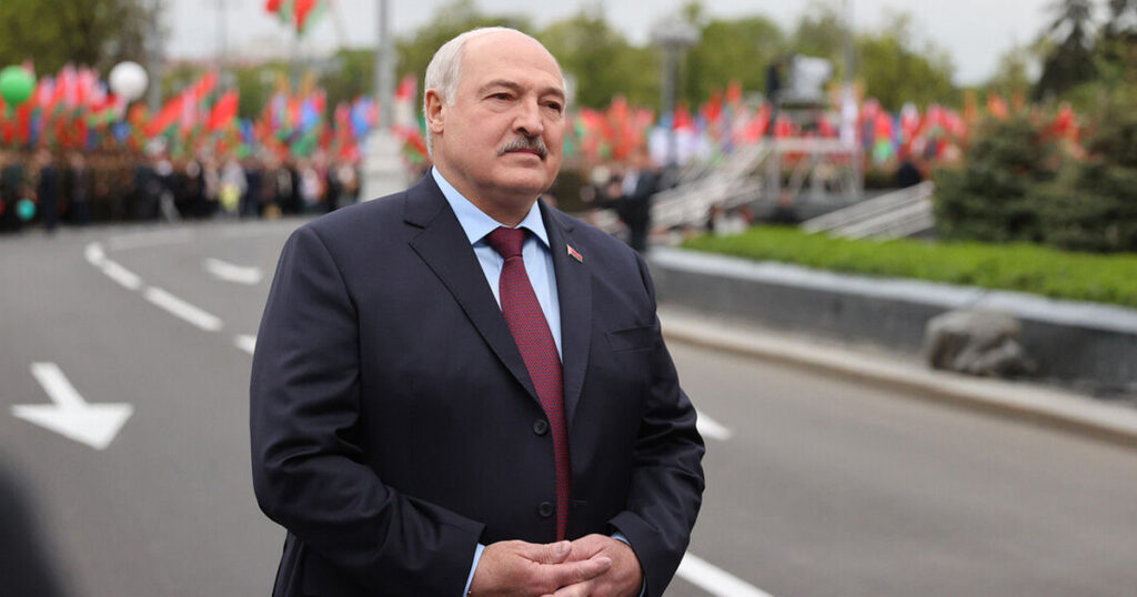 Лукашенко: Ни доллар, ни евро никому не нужны