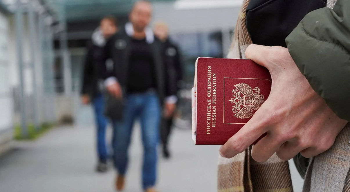 Норвегия запретила въезд российским туристам