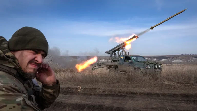 Politico: Украина требует от США снять запрет на удары по территории России