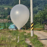 "Мусорная война": КНДР вновь отправила в Южную Корею воздушные шары