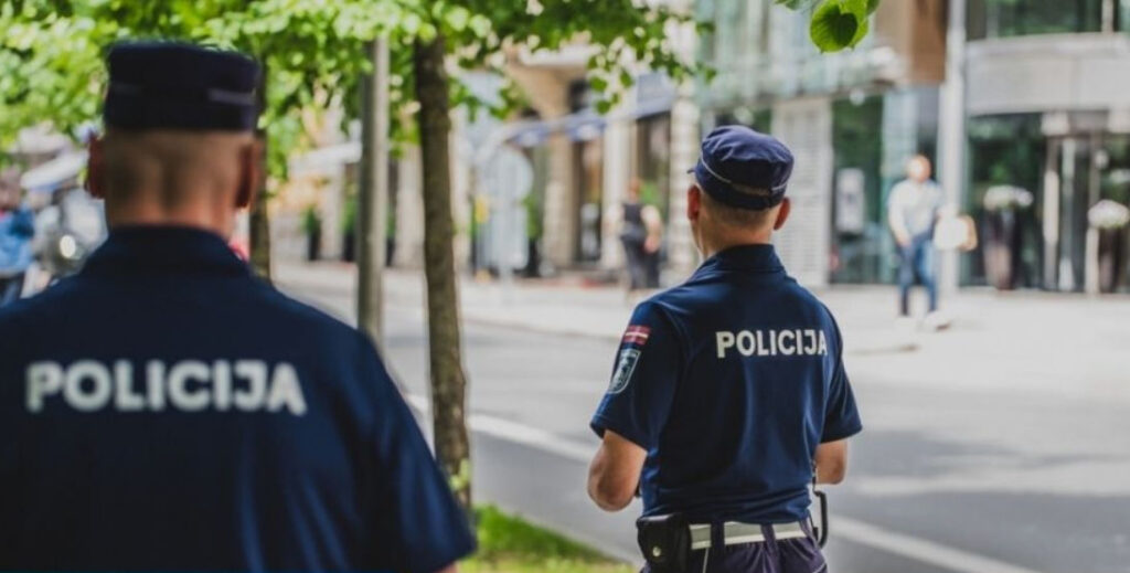 В Латвии готовилось покушение на одного из начальников Госполиции, подозреваемые задержаны