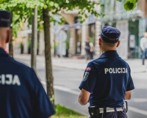 В Латвии готовилось покушение на одного из начальников Госполиции, подозреваемые задержаны