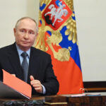 Путин упростил переезд в Россию иностранцам «традиционных» взглядов