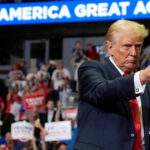 Трамп заявил, что Харрис использует свою расу для обмана избирателей