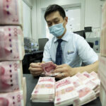 Банки Китая не хотят принимать деньги из-за русских имен в платежках