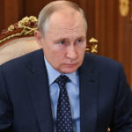 Путин поручил готовить запрет вывоза урана, титана и никеля