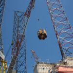 Буровая платформа прибыла в Румынию для добычи газа в Черном море