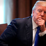 Трамп снова пригрозил странам БРИКС пошлинами в 100% за создание единой валюты