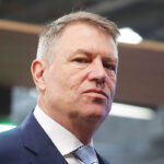 Клаус Йоханнис подал в отставку с поста президента Румынии