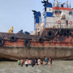 Тысячи моряков застряли на брошенных кораблях по всему миру