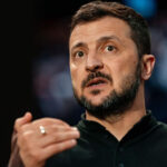 Зеленский: Сменить меня нелегко, надо еще договариваться со мной