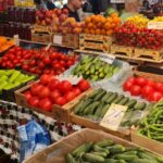 Цены на сезонные продукты снижаются на столичных рынках