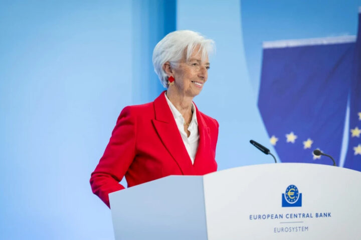 Инфляция в еврозоне снижается до 1,9%. ЕЦБ обновляет прогнозы и подготавливается к внедрению цифрового евро.