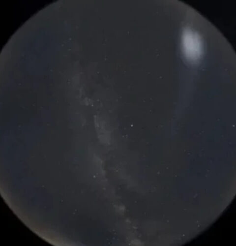 Незнакомое облако появилось в небе над Европой