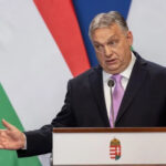 Орбан призвал ЕС «не подливать масла в огонь»