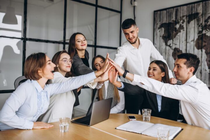 Почти половина работников в Румынии хотели бы четырехдневную рабочую неделю