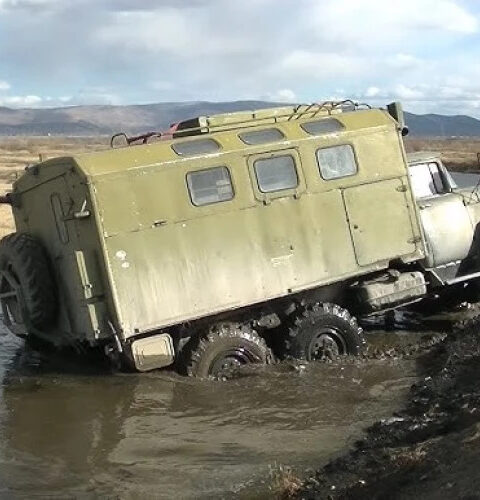 Румынский блогер: "Советские грузовики лучше в мире не найти"