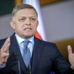 Словакия может выйти из НАТО: что стоит за угрозой Роберта Фицо