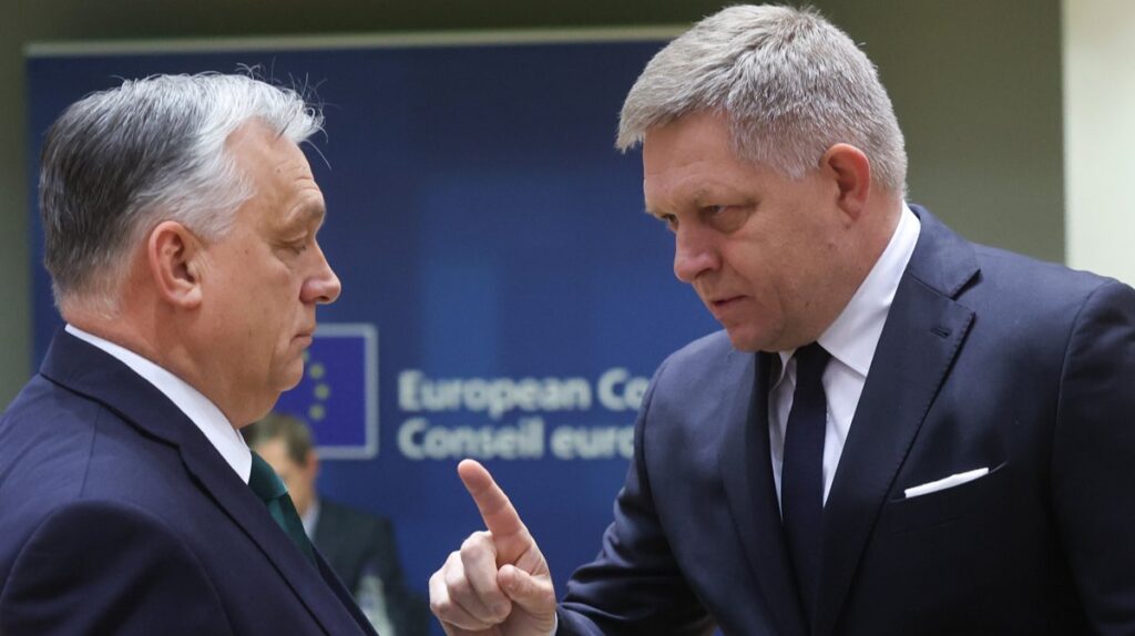 Венгрия и Словакия заблокировали 18-й пакет санкций ЕС против России из-за энергетики