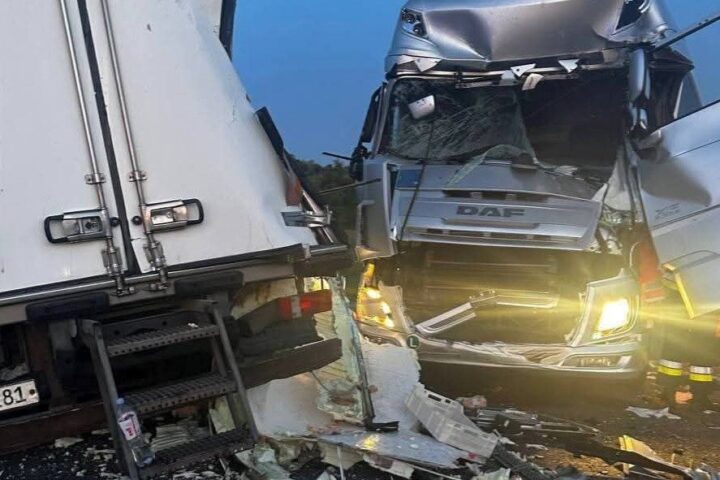 Жесткое столкновение на трассе R-1: водитель грузовика погиб в аварии у села Пэнэшешть