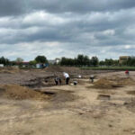 Археологи обнаружили древнее поселение бронзового века в Германии перед строительством стадиона