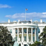 Белый дом отменил запрет на размещение икон в госучреждениях США
