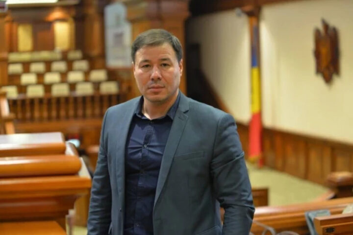 Богдан Цырдя: "Молдавская власть сосредоточивает административные ресурсы для контроля выборов"