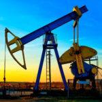 Цены на нефть выросли после соглашения между США и ЕС, а срок для России сокращён