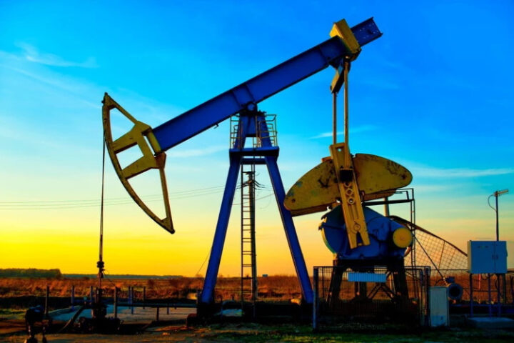 Цены на нефть выросли после соглашения между США и ЕС, а срок для России сокращён