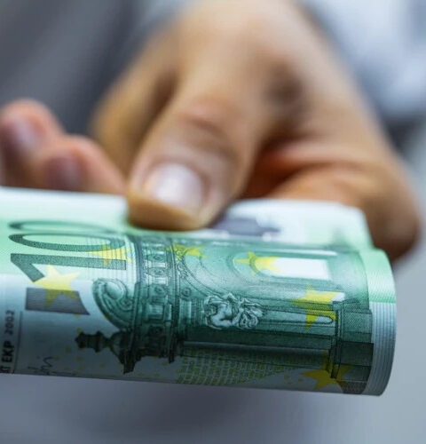 ЦИК приостановит деятельность семи партий