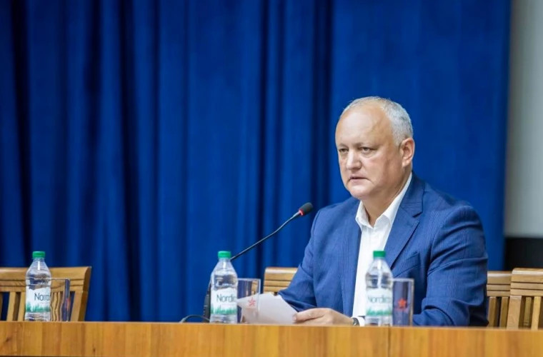 Додон: молдавские власти уничтожают демократию, и народ должен это остановить