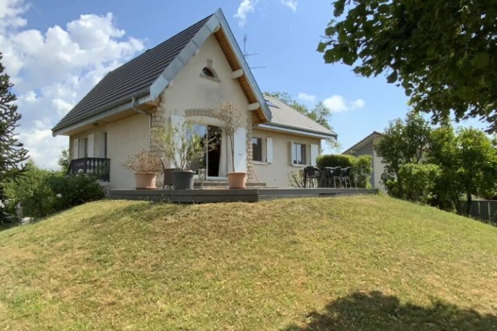 Франция предоставляет доступное жилье, но с одним условием