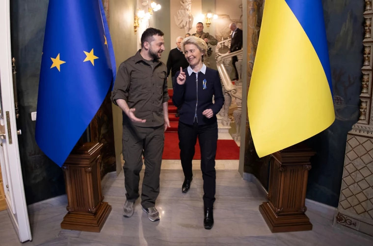 Глава Еврокомиссии ожидает разъяснений от Украины