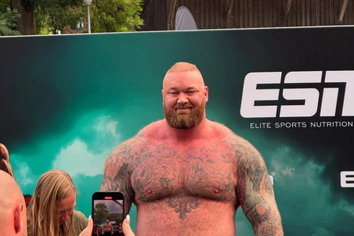 Хафтор Юлиус Бьернссон установил новый мировой рекорд в становой тяге на турнире в Германии