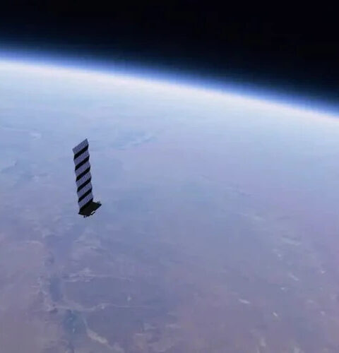 Илон Маск отключил Starlink в Украине по указанию, что повлияло на операции ВСУ