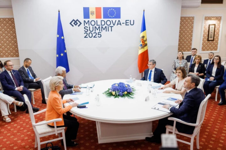 Итоги первого саммита Молдова – ЕС