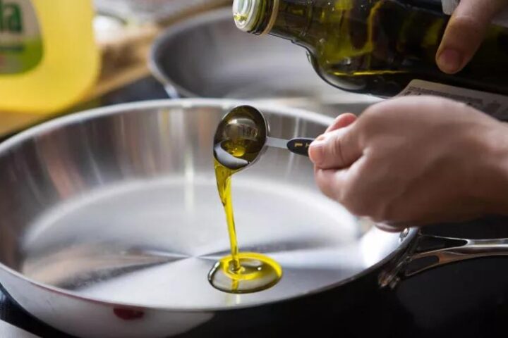 Как лишнее масло в готовке может испортить ваше здоровье?
