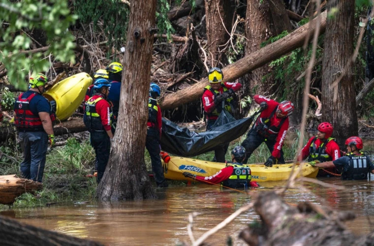 Количество жертв наводнения в Техасе увеличилось