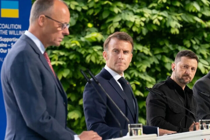 Мерц и Макрон встретятся с Зеленским для обсуждения закона об антикоррупционных службах Украины