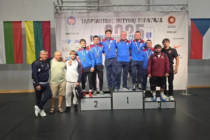 Молдавские борцы греко-римского стиля выиграли шесть медалей на международном турнире.