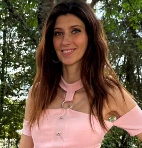 Мужчина, обманутый мошенниками, traveled 700 kilometers to marry a married woman.