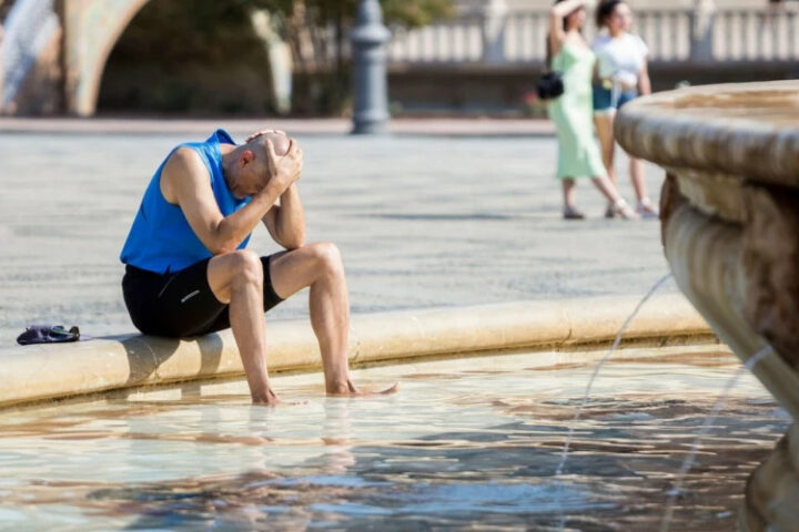 Невыносимая жара сильно ударяет по Испании