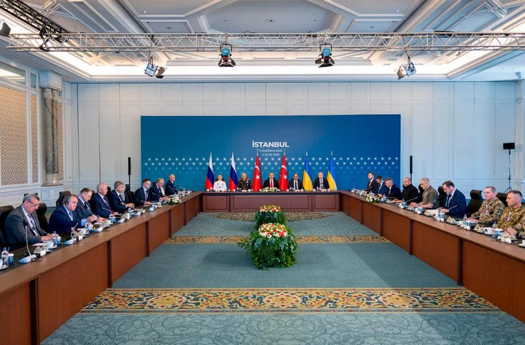 Опубликованы дата и место начала переговоров между Россией и Украиной в Стамбуле