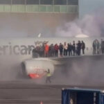 Пожар на борту самолета American Airlines в аэропорту Денвера