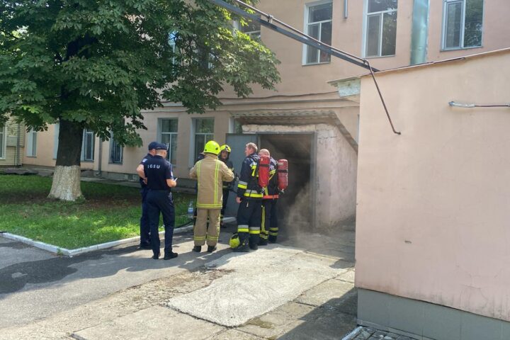 Пожар в больнице Унген: эвакуированы 26 человек
