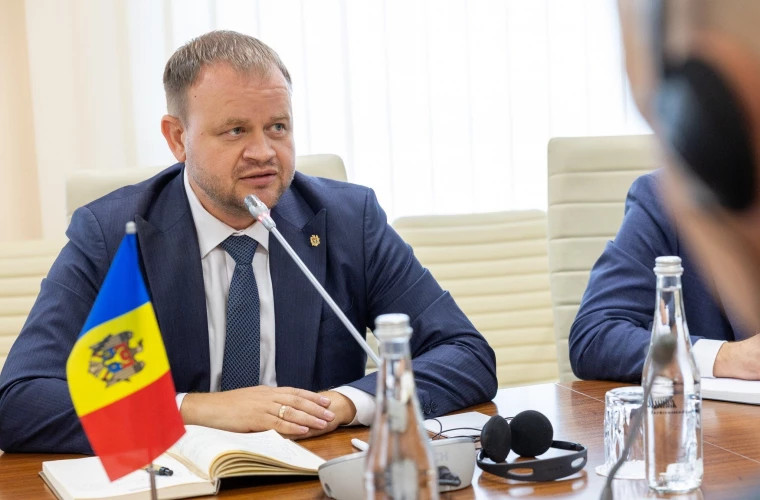 Роман Рошка принес присягу вице-премьера по реинтеграции