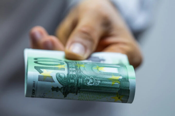 Семь партий под наблюдением правоохранителей за нарушения на выборах