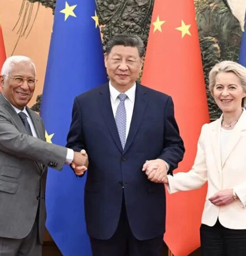 Си Цзиньпин: "Китай и ЕС – силы, которые способствуют многосторонности, открытости и сотрудничеству"