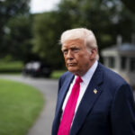 Трамп обвиняет инициативу FireAid в мошенничестве из-за пропажи 100 миллионов долларов