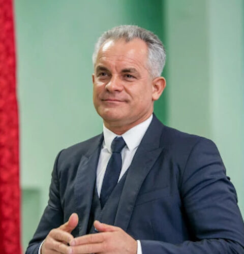Владимир Плахотнюк объявил о намерении вернуться в Молдову спустя задержание в Греции